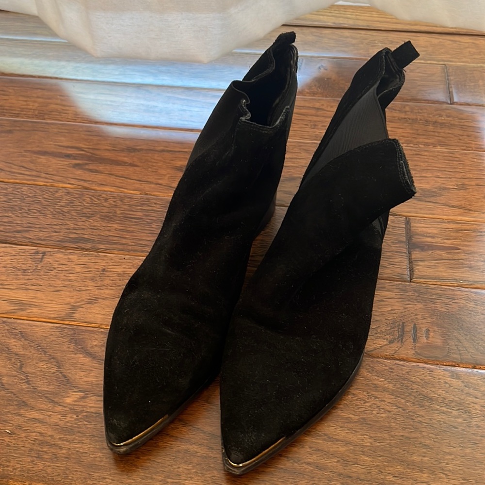 Black suede low rise booties